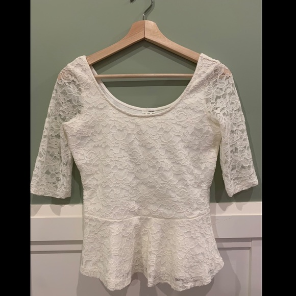 GARAGE peplum quarter sleeve shirt🤍 - Picture 1 of 3